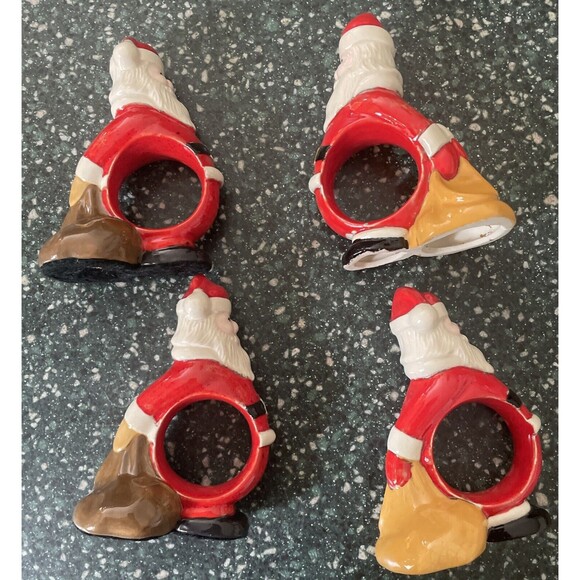 Vintage Santa Claus Napkin Rings set of 4 Christmas Hand painted Rings - Picture 3 of 4